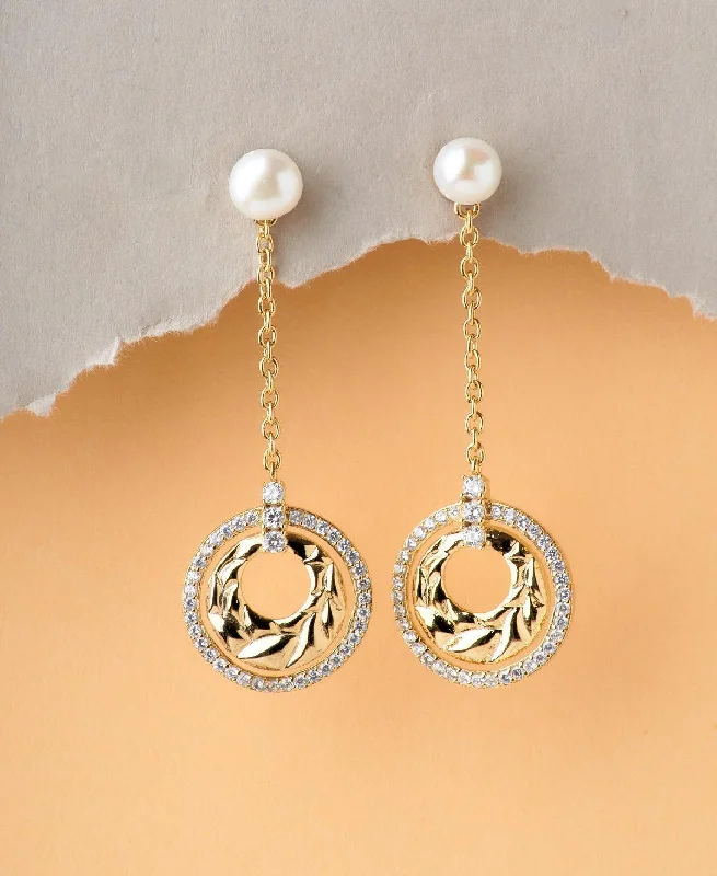 Ladies glamorous diamond earrings-Trendy Stone Studded Pearl Earring