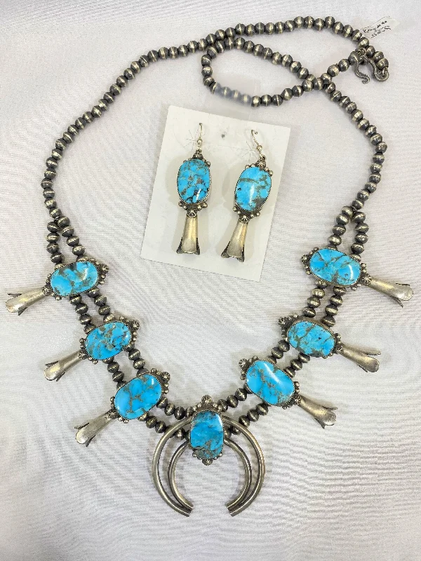 Ladies platinum necklace-Kingman Turquoise Necklace Earring Set