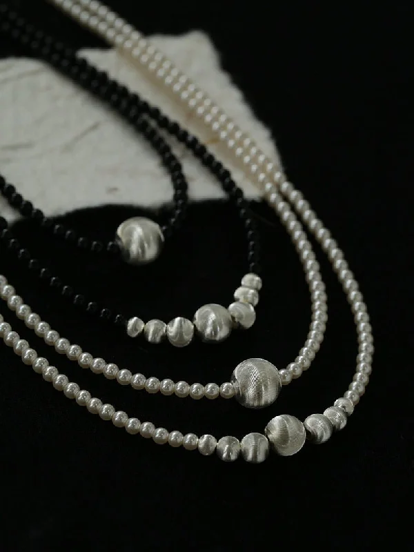 Ladies wedding necklace-Brushed Silver and Black Agate Beaded Necklace