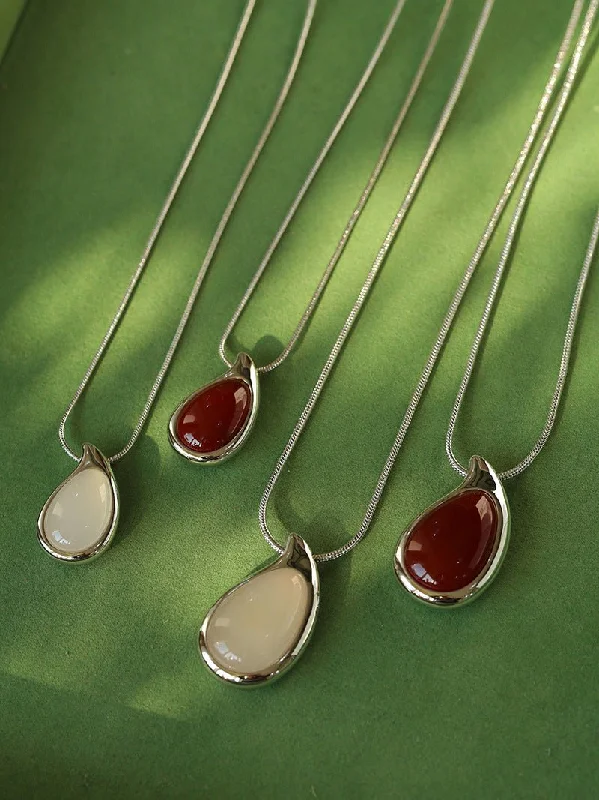 Ladies vintage necklace-Waterdrop White Agate Red Agate Long Pendant Necklace