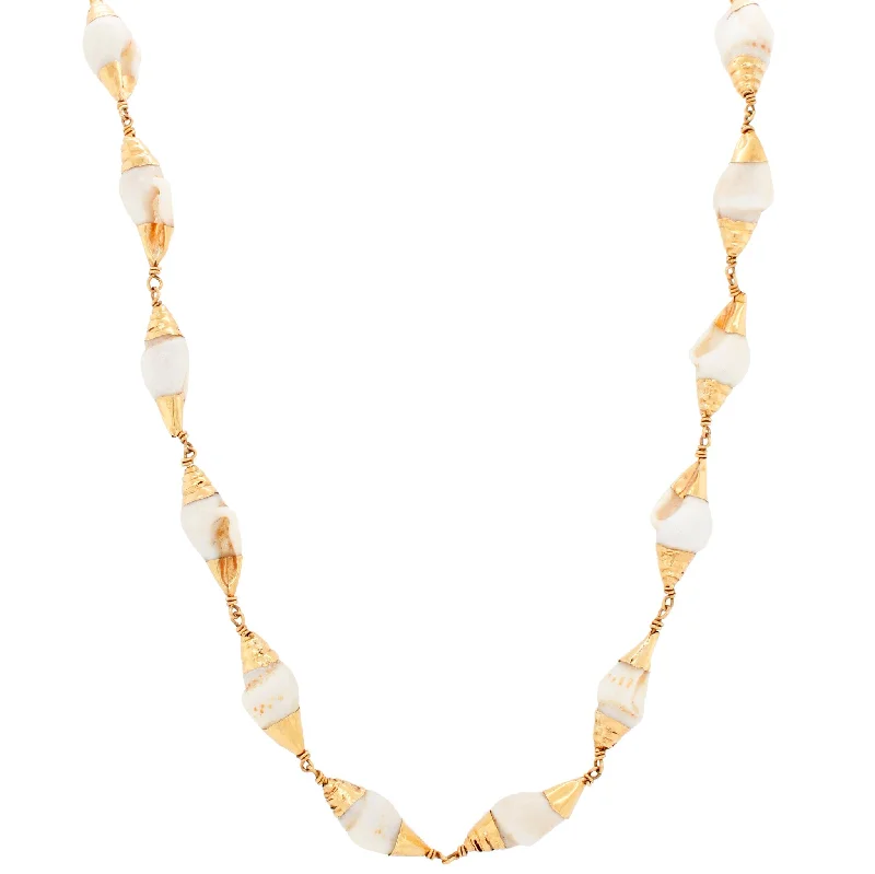 Ladies luxury diamond necklace-Vintage 22k Yellow Gold White Conch Shell Beaded Necklace - 23"