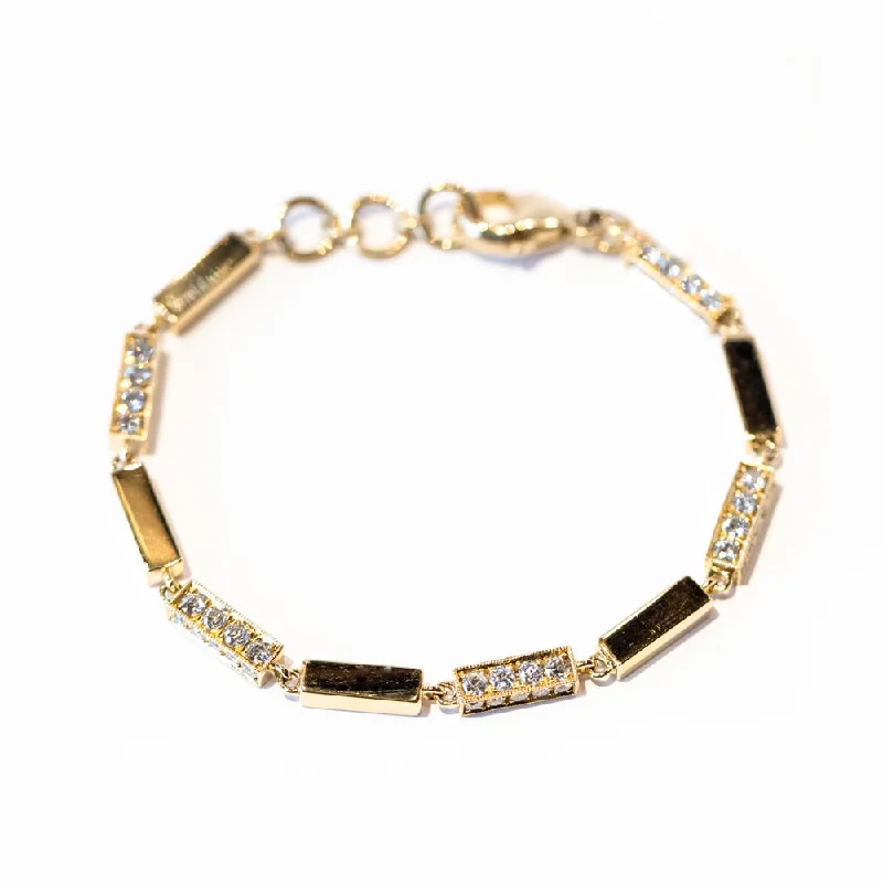 Ladies elegant bracelet-Single Stone Trunk Show | Giana Pave Diamond Bar Bracelet